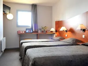 & Car Ferry Hotel 2*