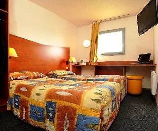 Hotel & Car Ferry Calais