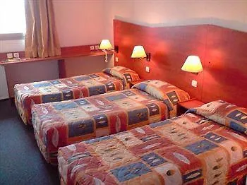 & Car Ferry Hotel Calais